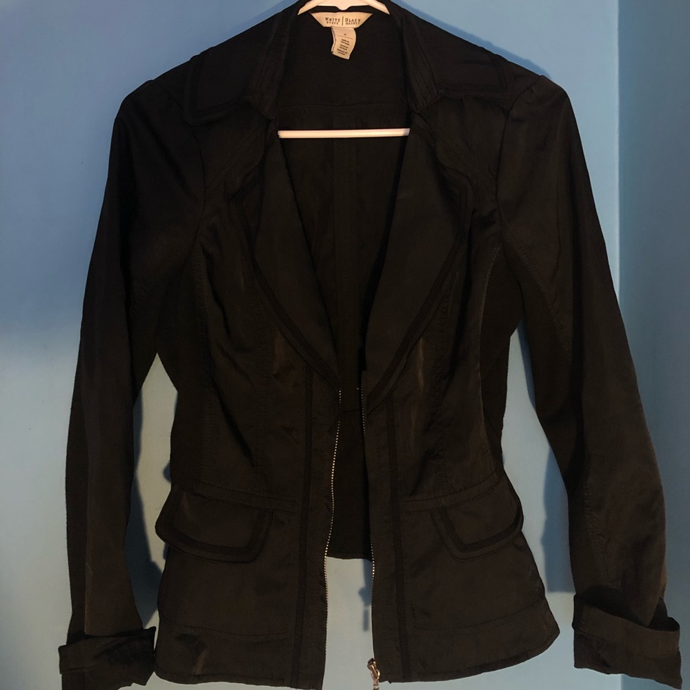 WHITE HOUSE BLACK MARKET ZIP UP